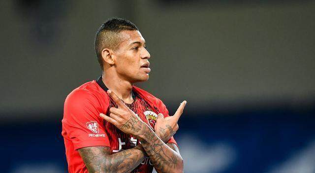 如意体育官方平台-生猛洛佩斯复制2场4球神迹 揭秘为何情有独钟10号